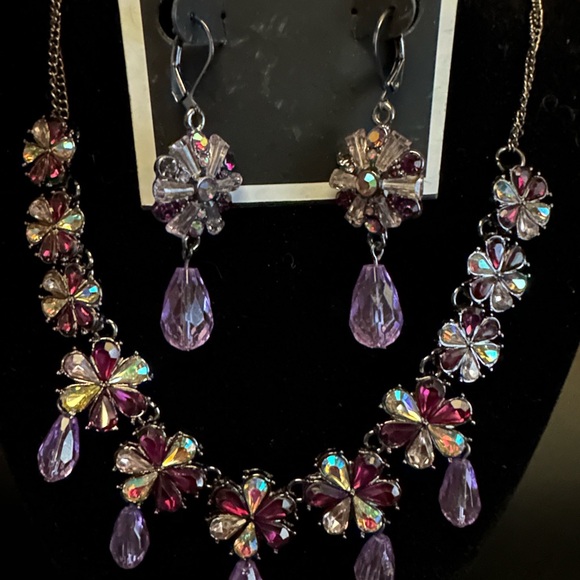 Carol Dauplaise Purple stone Necklace and earring set NWT - Picture 2 of 3